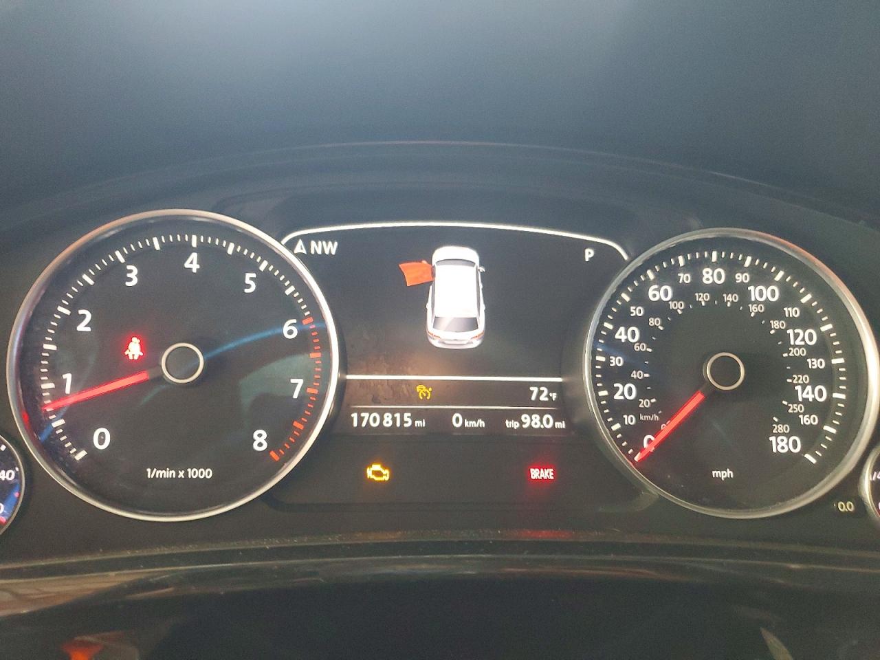 2017 VOLKSWAGEN TOUAREG