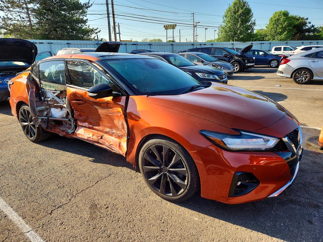 2019 NISSAN MAXIMA