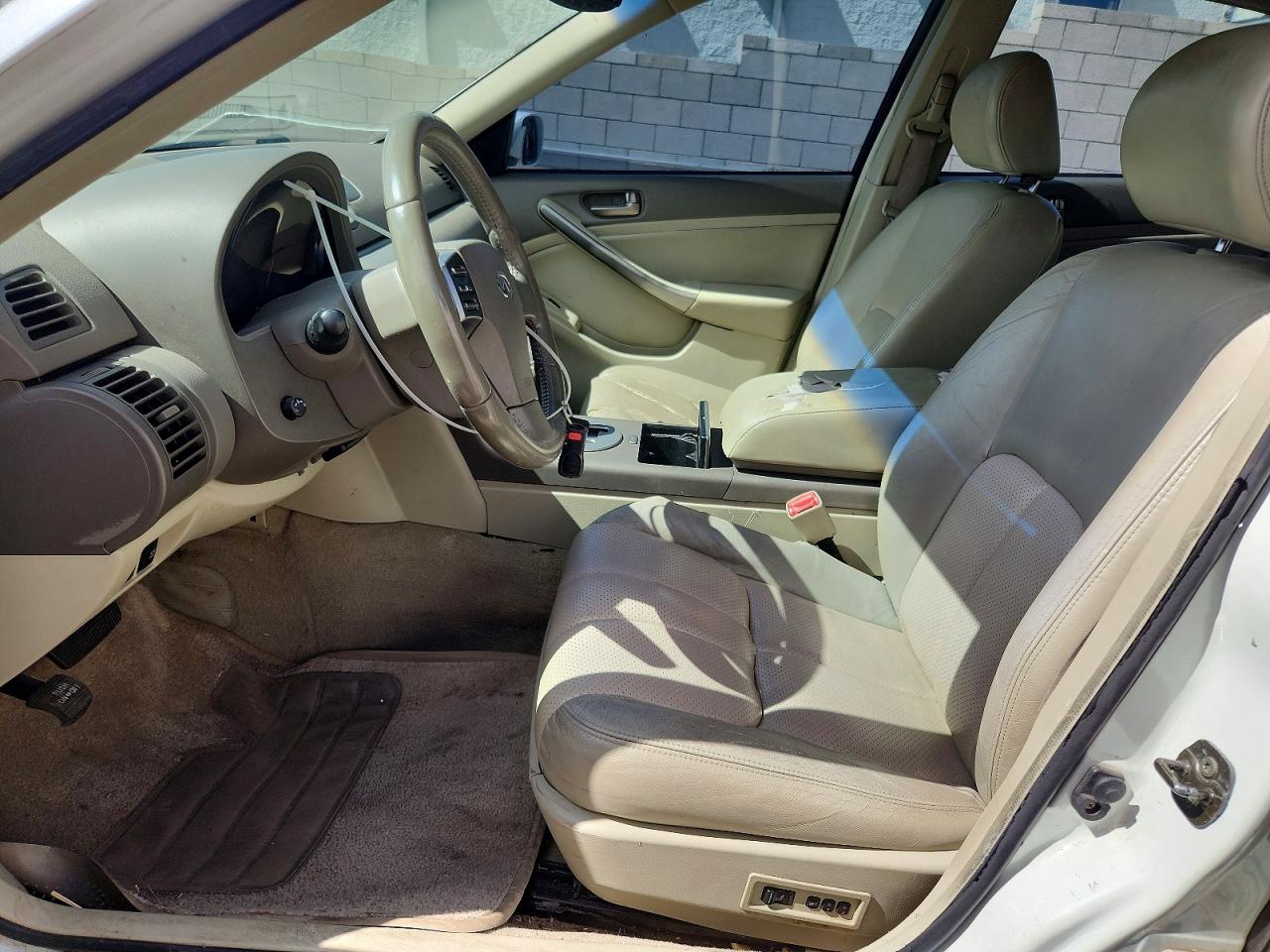 2003 INFINITI G35 BASE