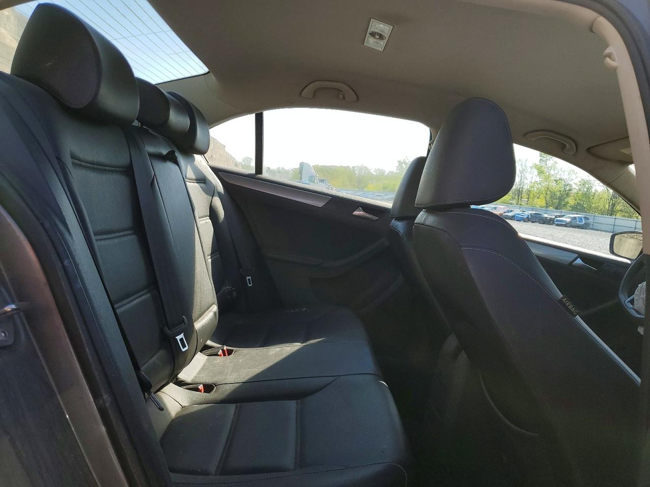 2018 VOLKSWAGEN JETTA