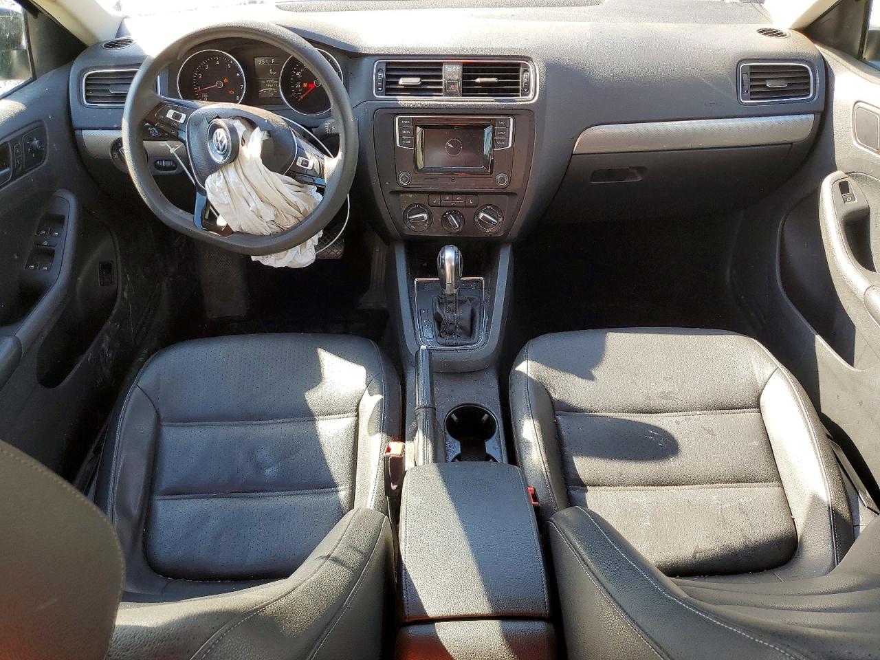 2018 VOLKSWAGEN JETTA