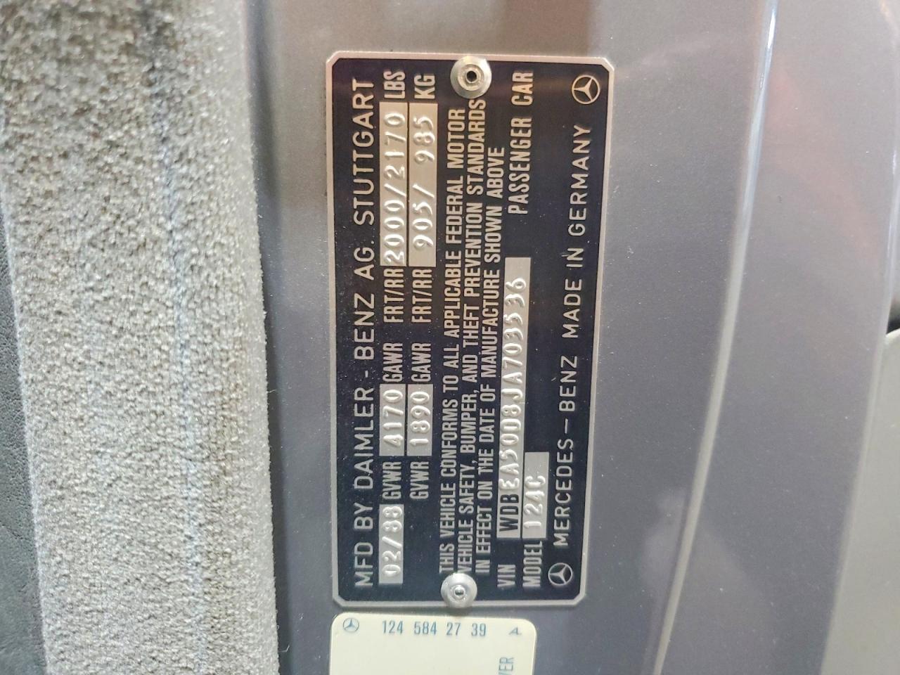 1988 MERCEDES-BENZ 300-CLASS