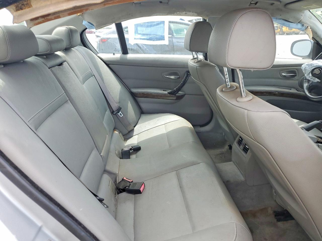 2010 BMW 3 SERIES