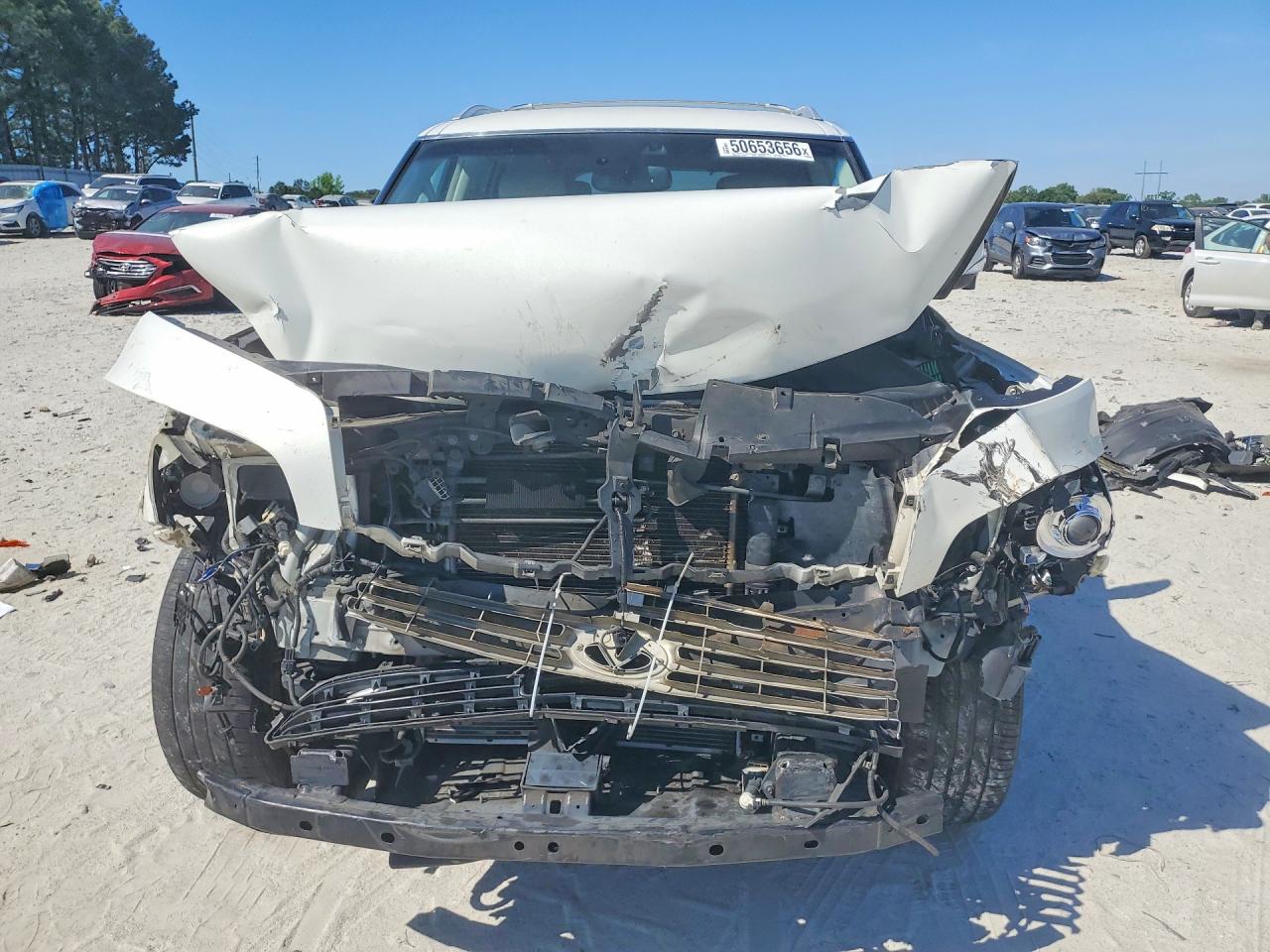 2012 INFINITI QX56 BASE