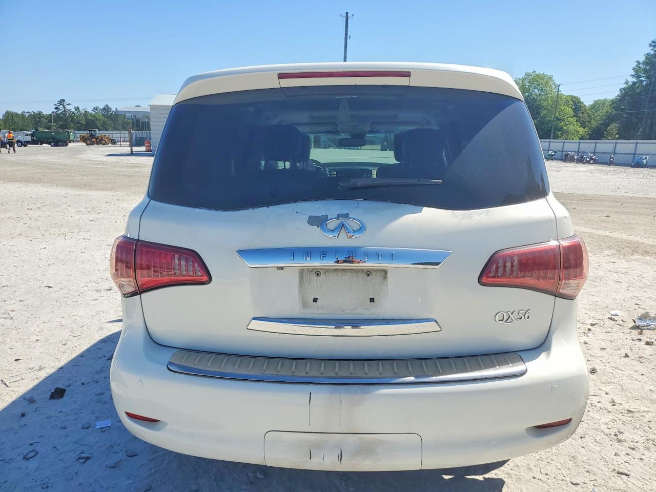 2012 INFINITI QX56 BASE