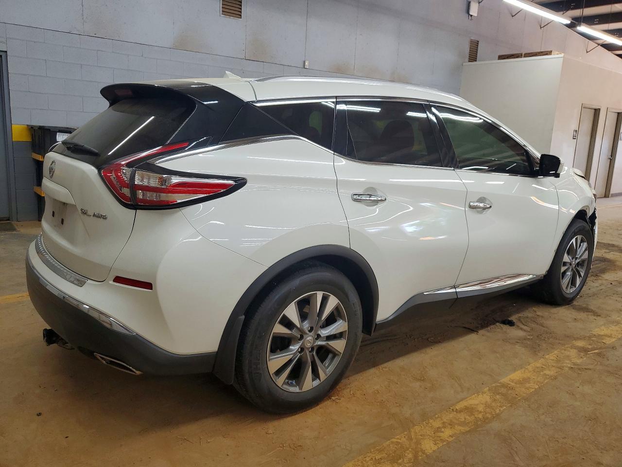 2015 NISSAN MURANO