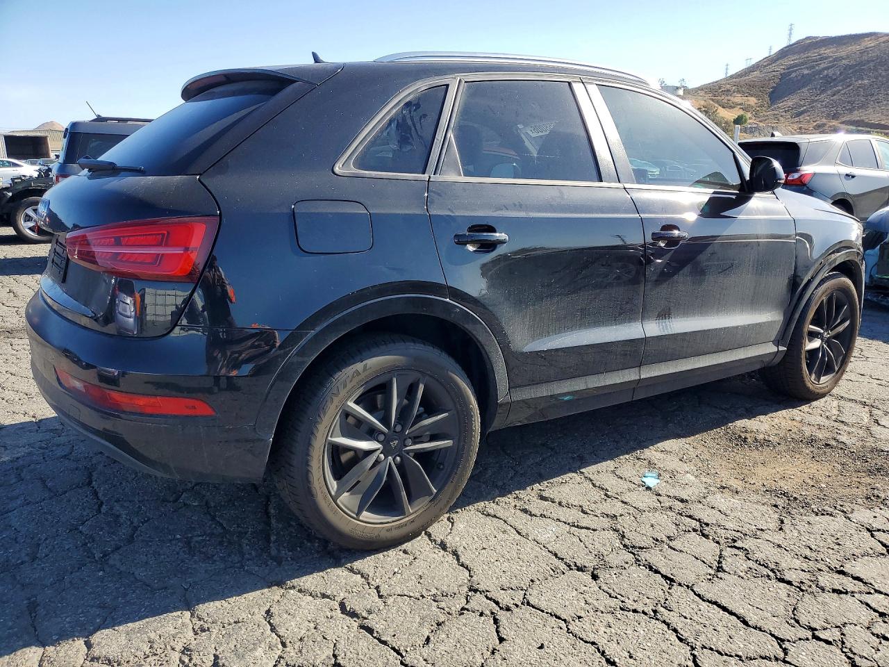 2017 AUDI Q3