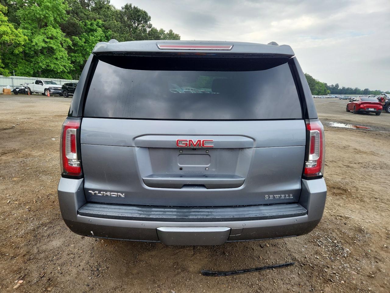 2019 GMC YUKON