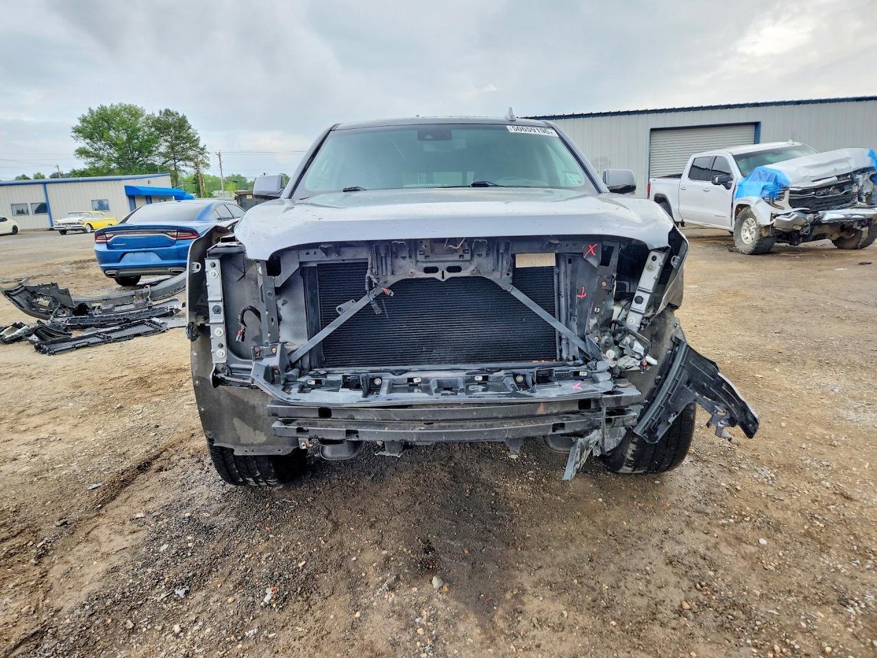 2019 GMC YUKON