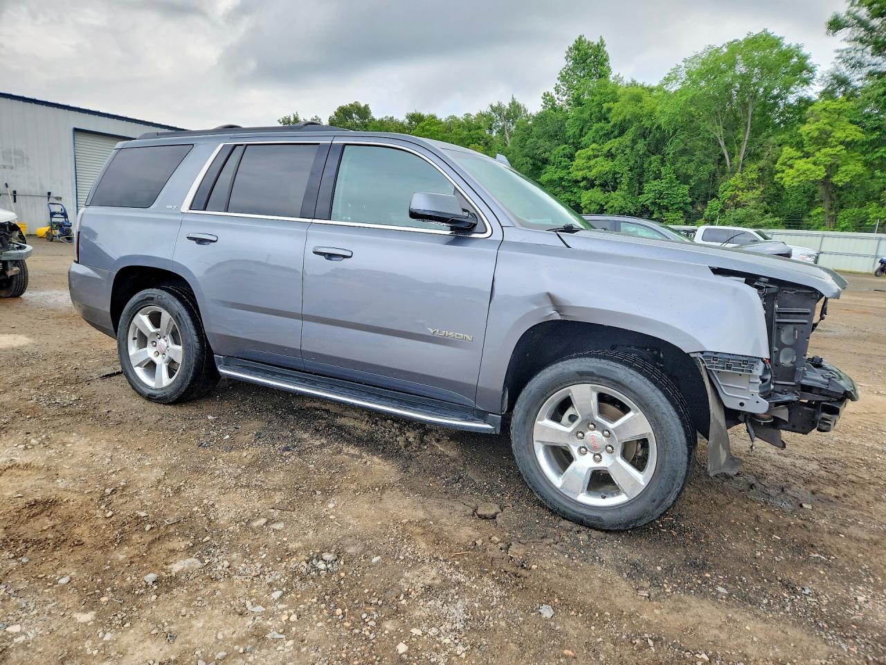 2019 GMC YUKON