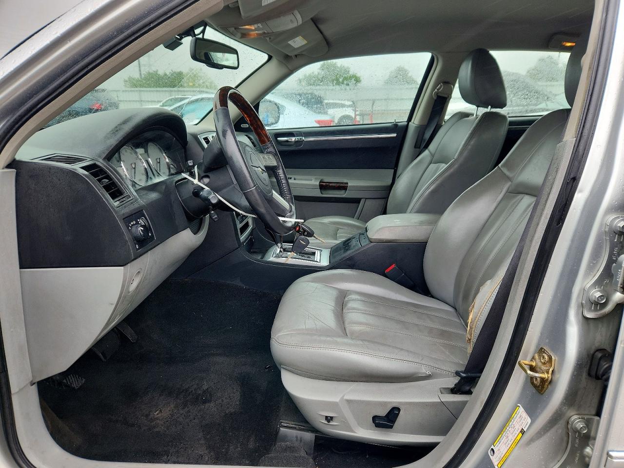 2006 CHRYSLER 300