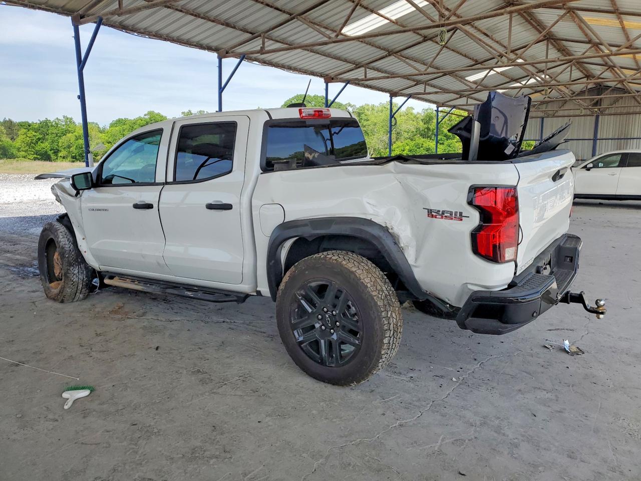 2024 CHEVROLET COLORADO T