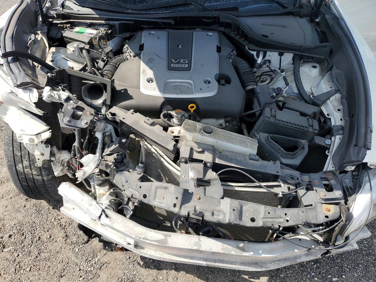 2013 INFINITI M37