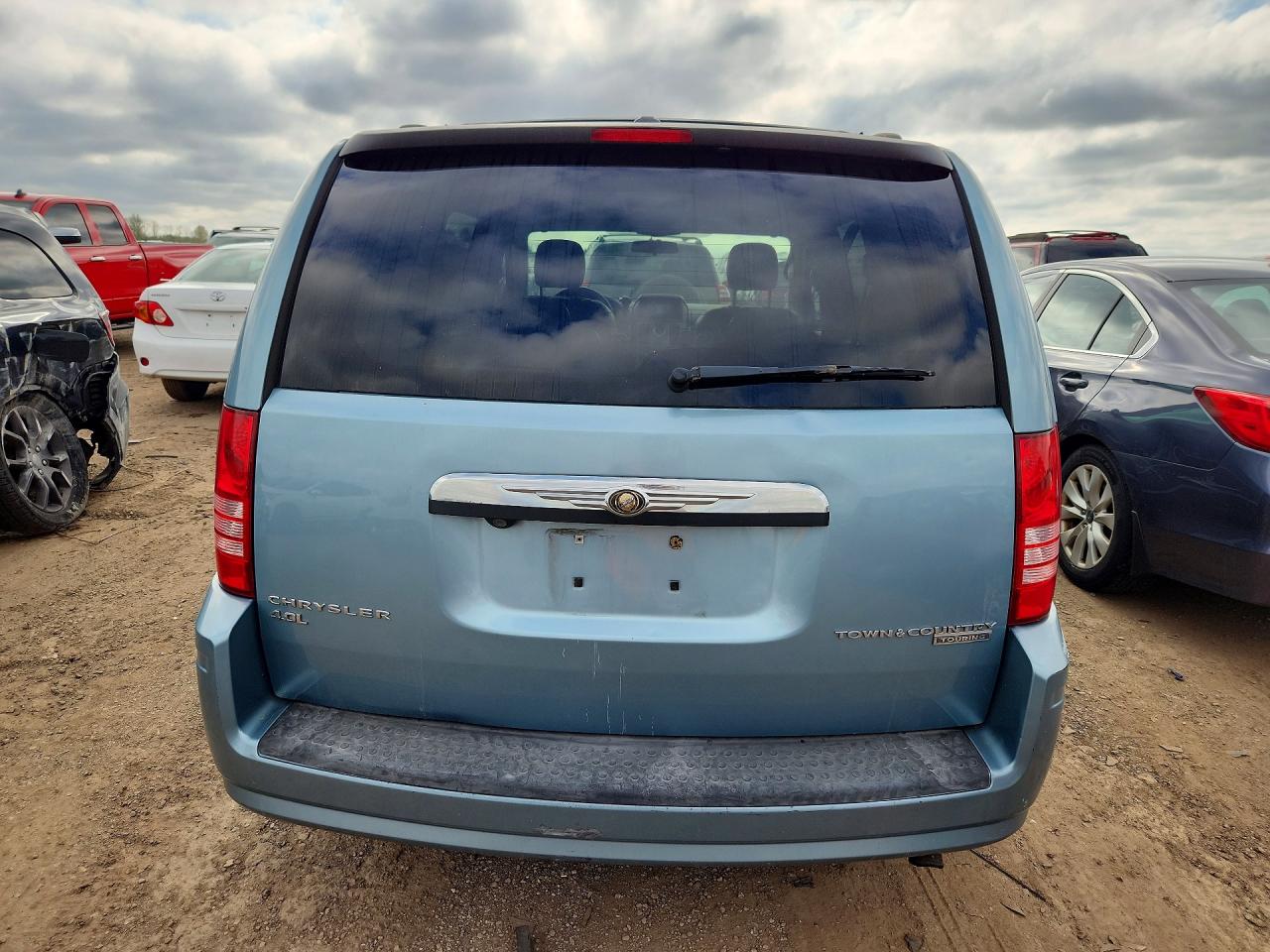 2010 CHRYSLER MINIVAN