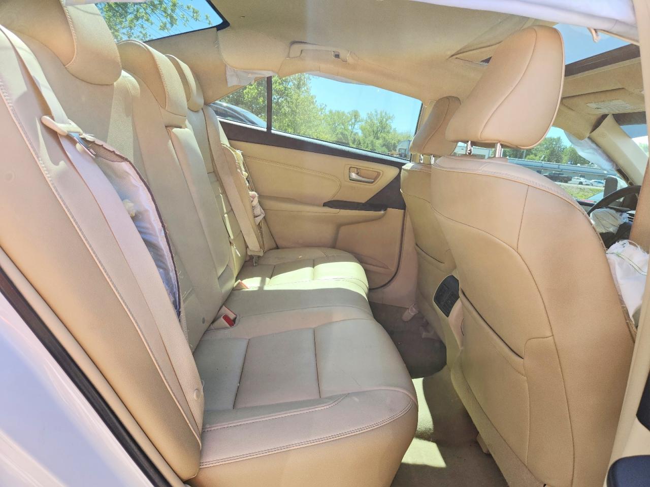 2015 TOYOTA CAMRY