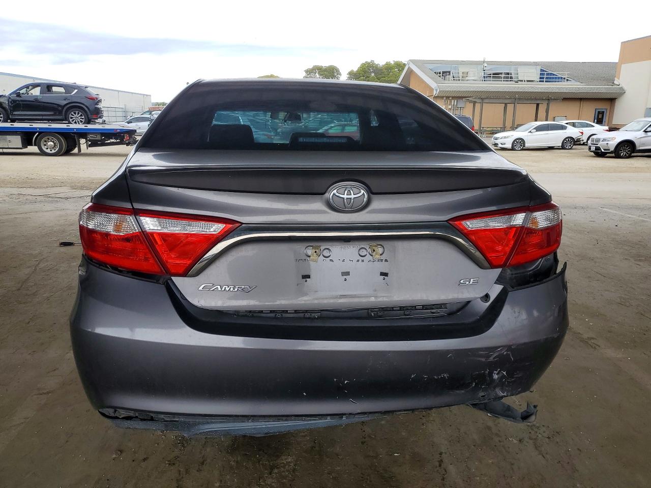 2017 TOYOTA CAMRY