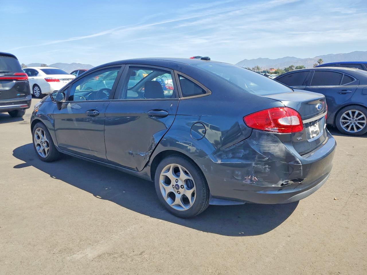 2011 FORD FIESTA