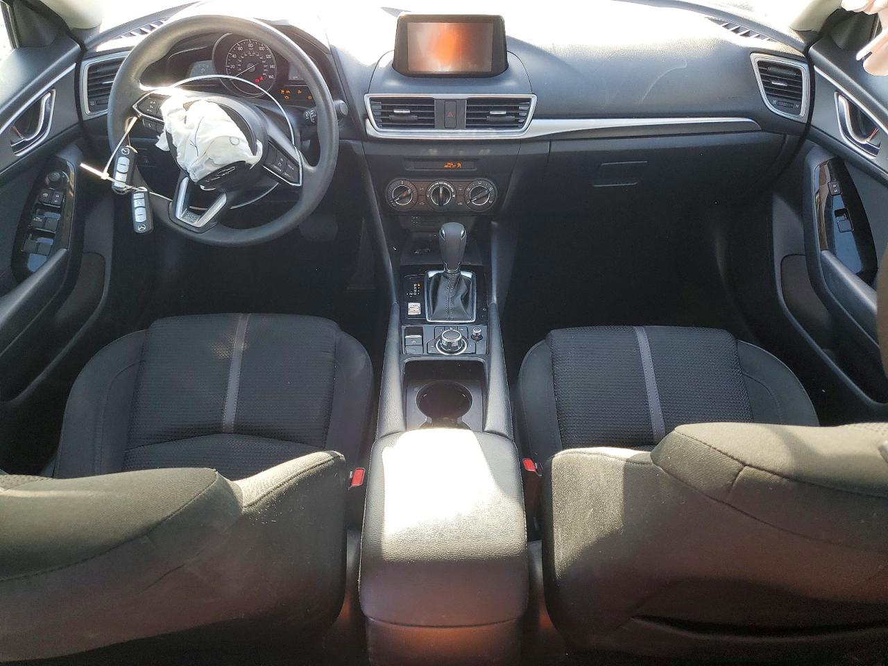 2017 MAZDA 3
