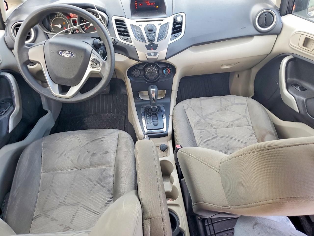 2013 FORD FIESTA