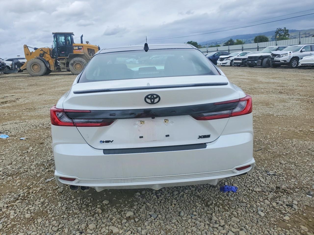 2025 TOYOTA CAMRY