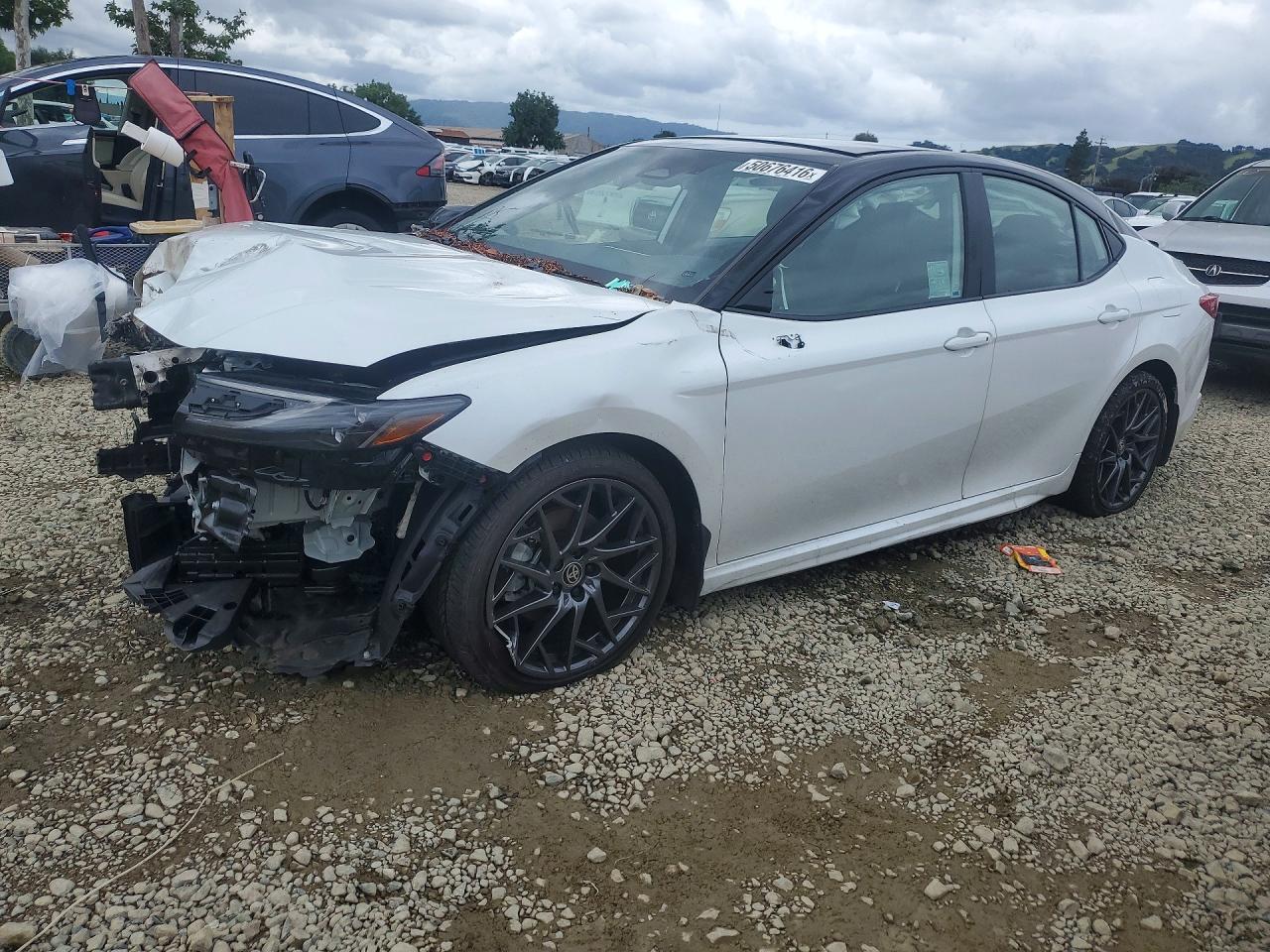 2025 TOYOTA CAMRY