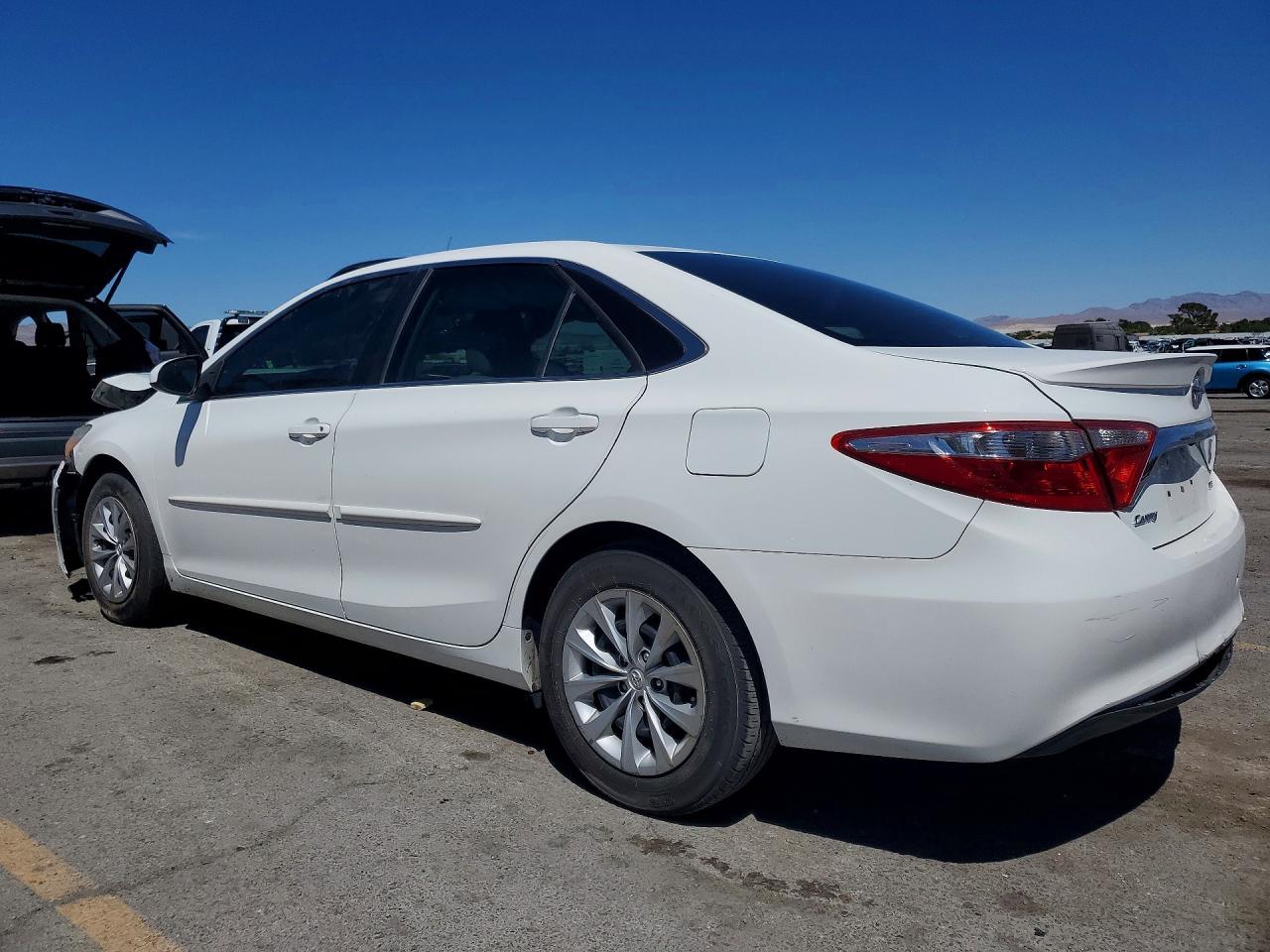 2016 TOYOTA CAMRY