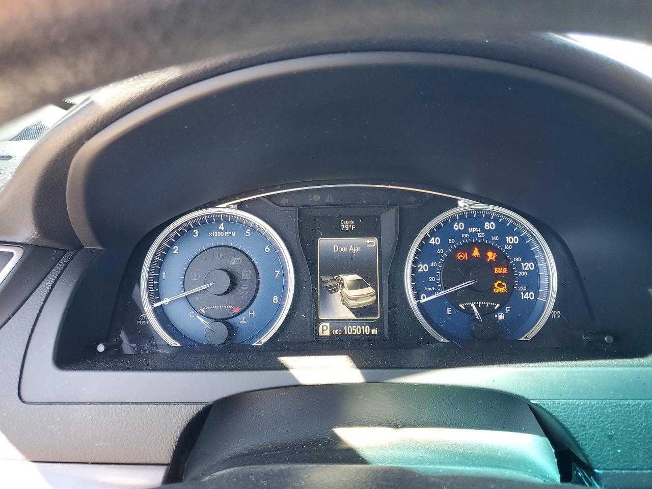 2016 TOYOTA CAMRY