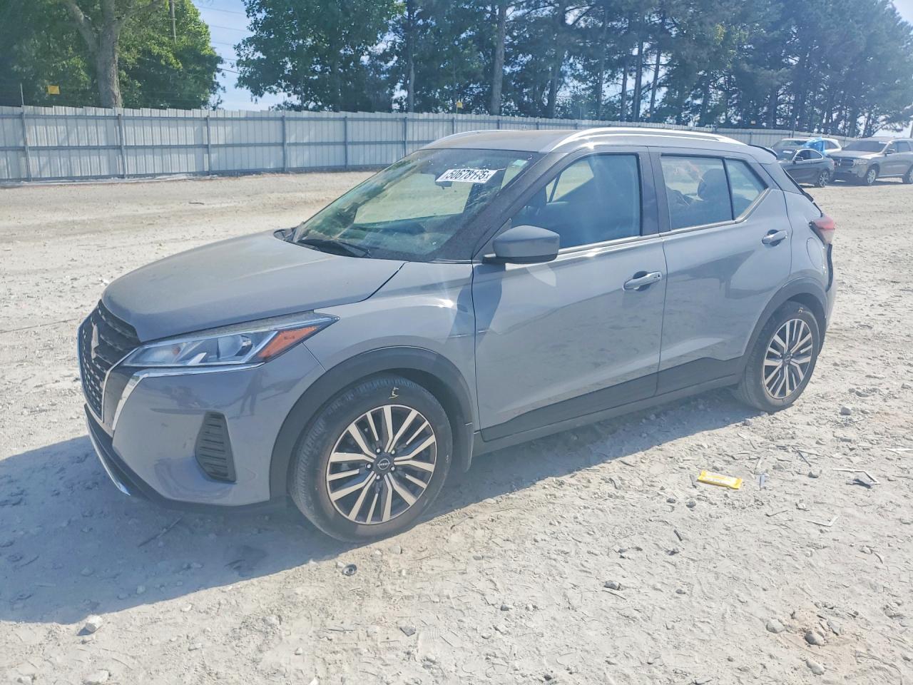 2024 NISSAN KICKS