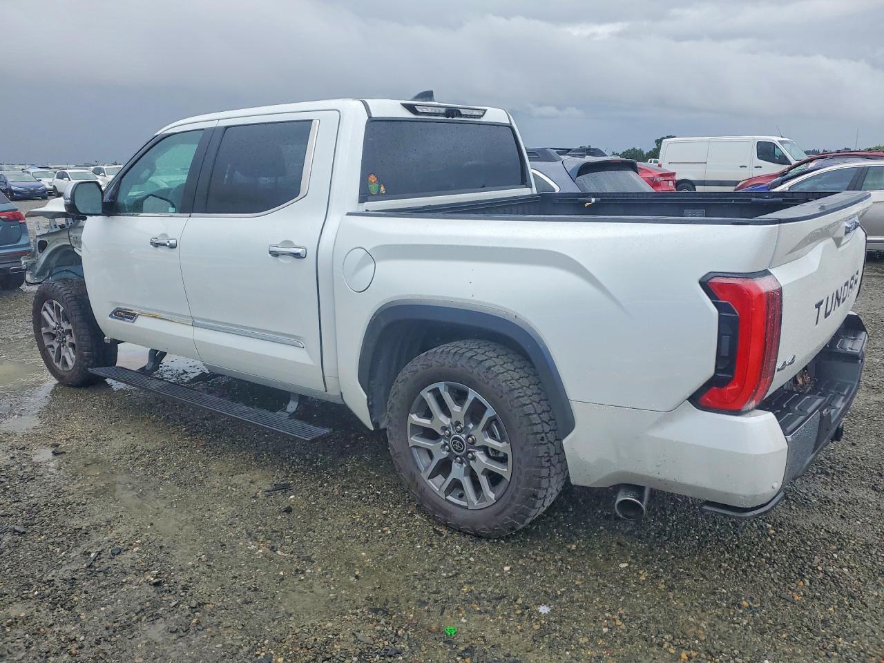 2022 TOYOTA TUNDRA