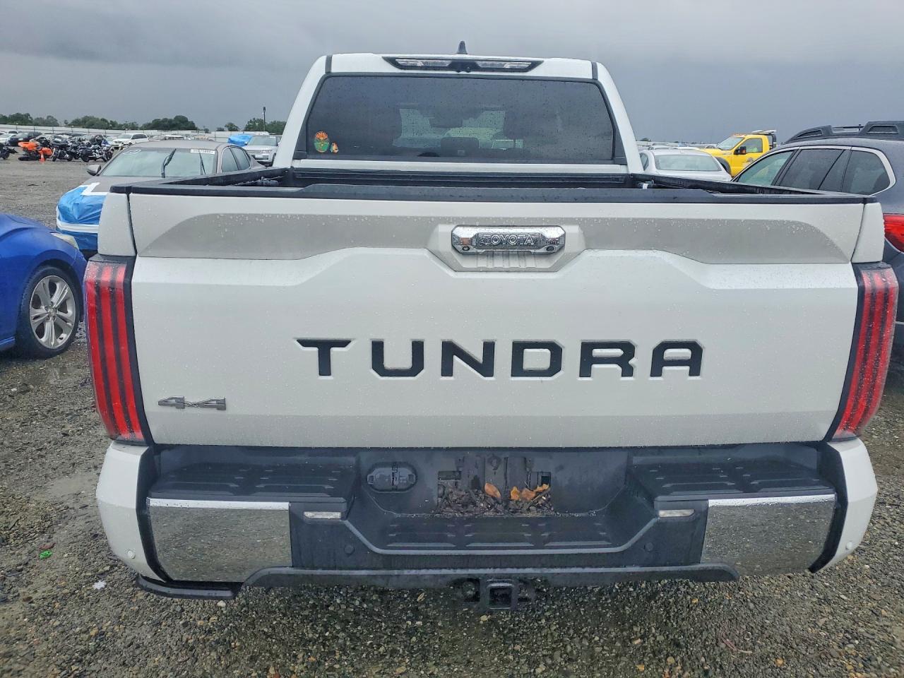 2022 TOYOTA TUNDRA