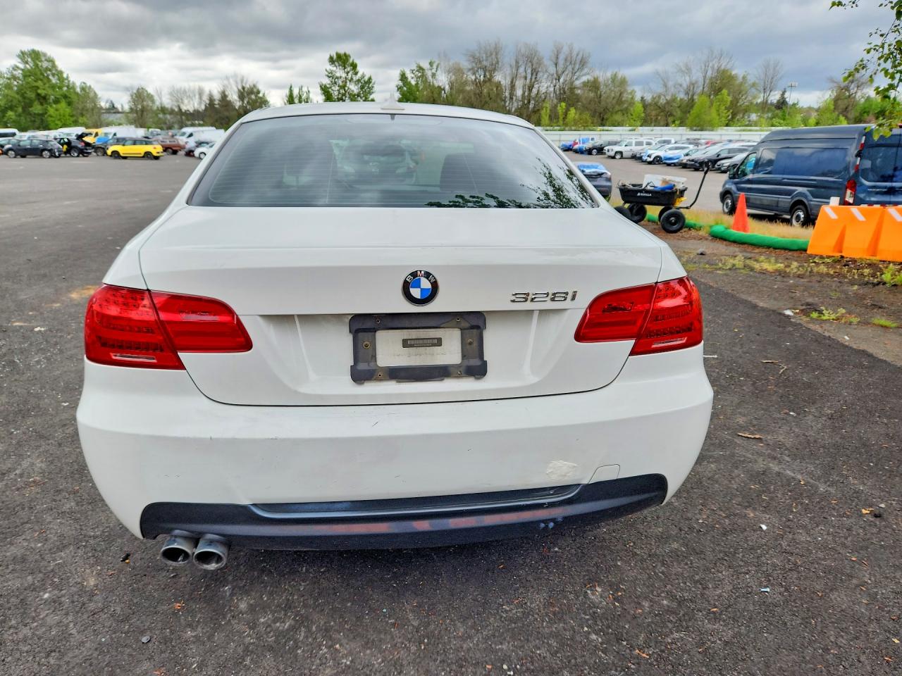 2012 BMW 3 SERIES