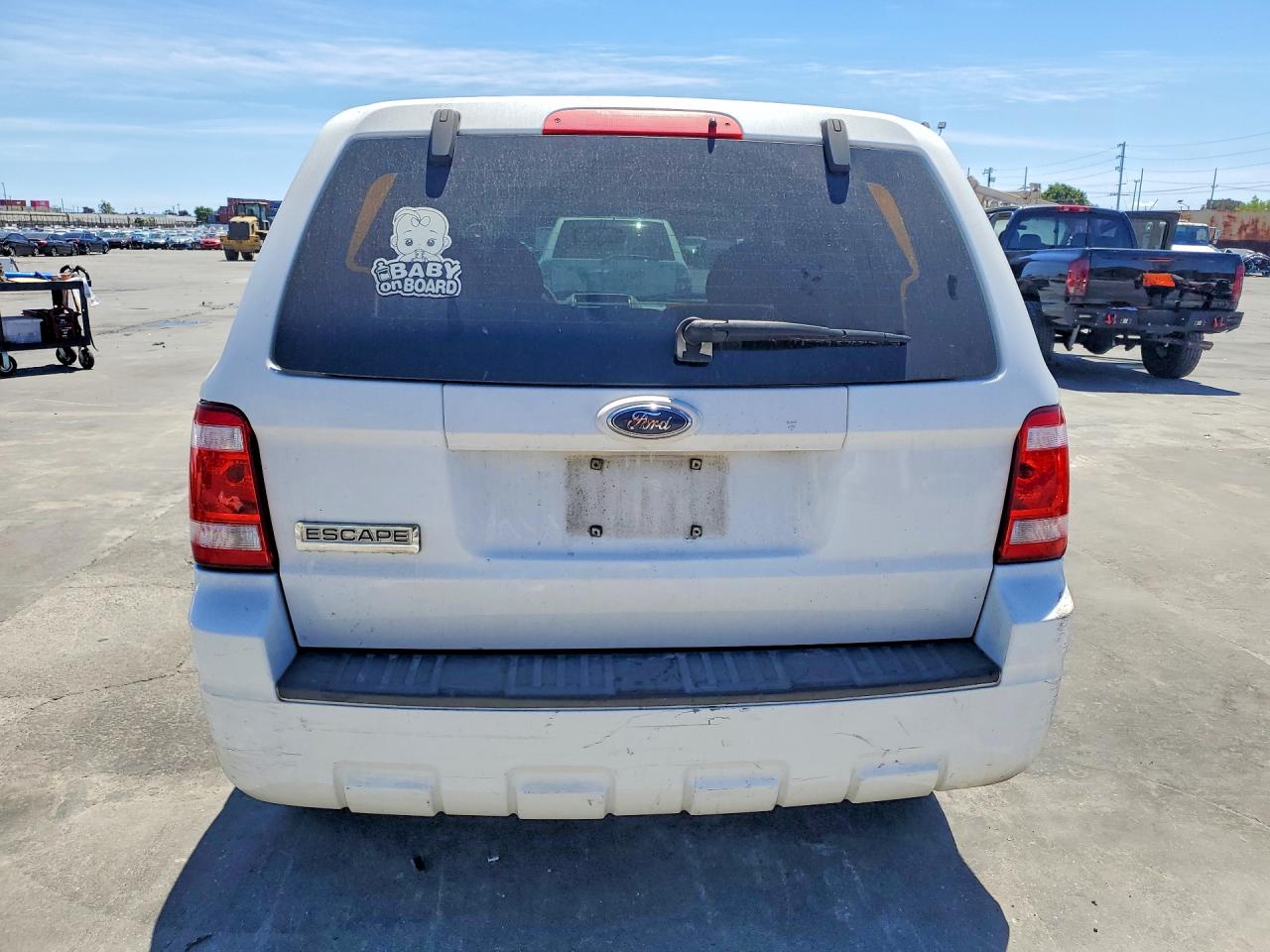 2008 FORD ESCAPE