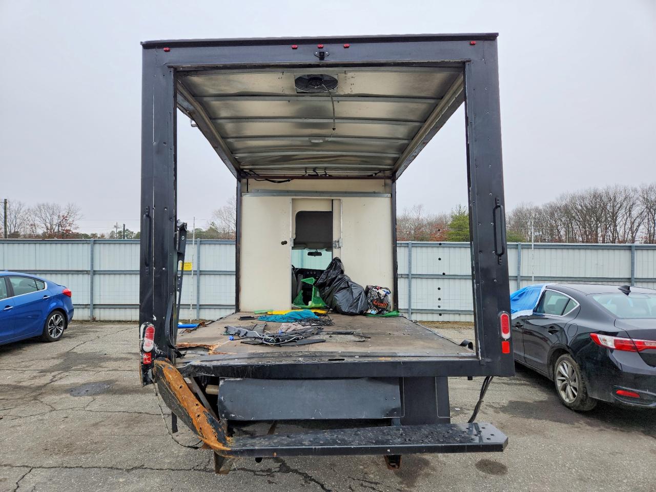 2023 CHEVROLET EXPRESS