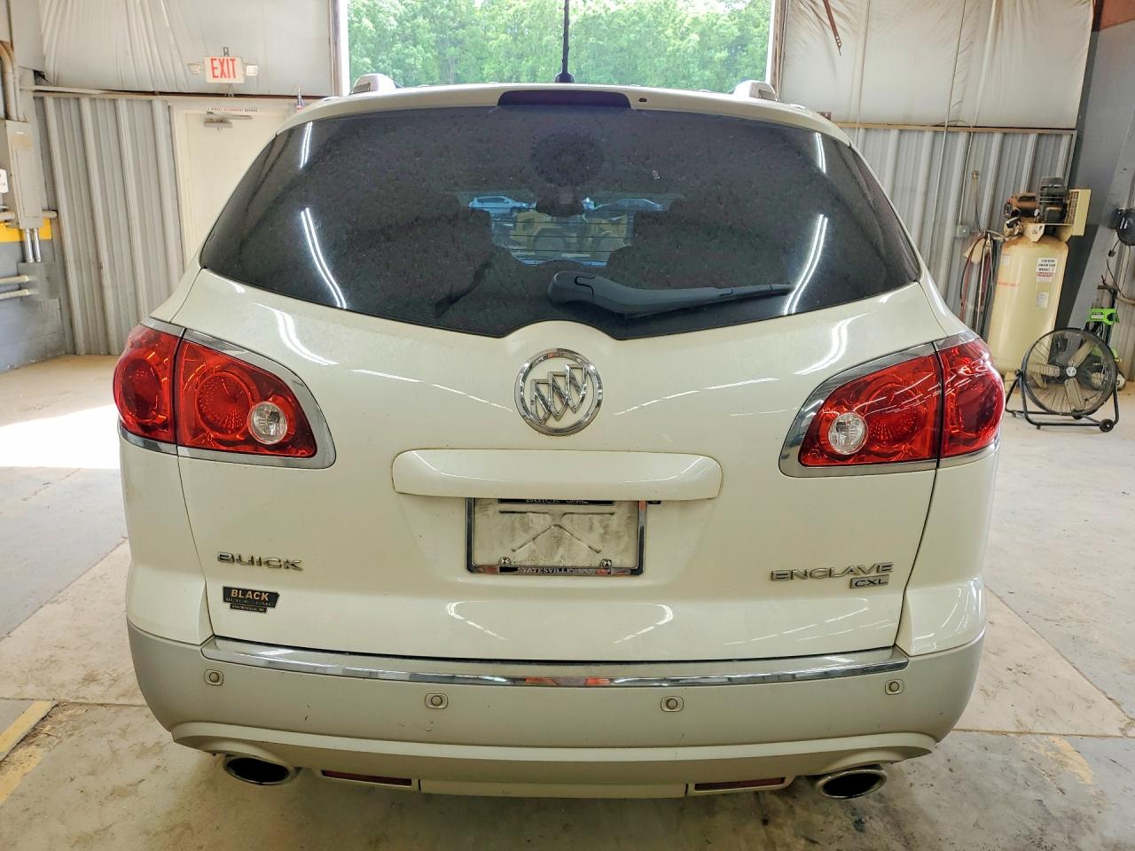 2011 BUICK ENCLAVE