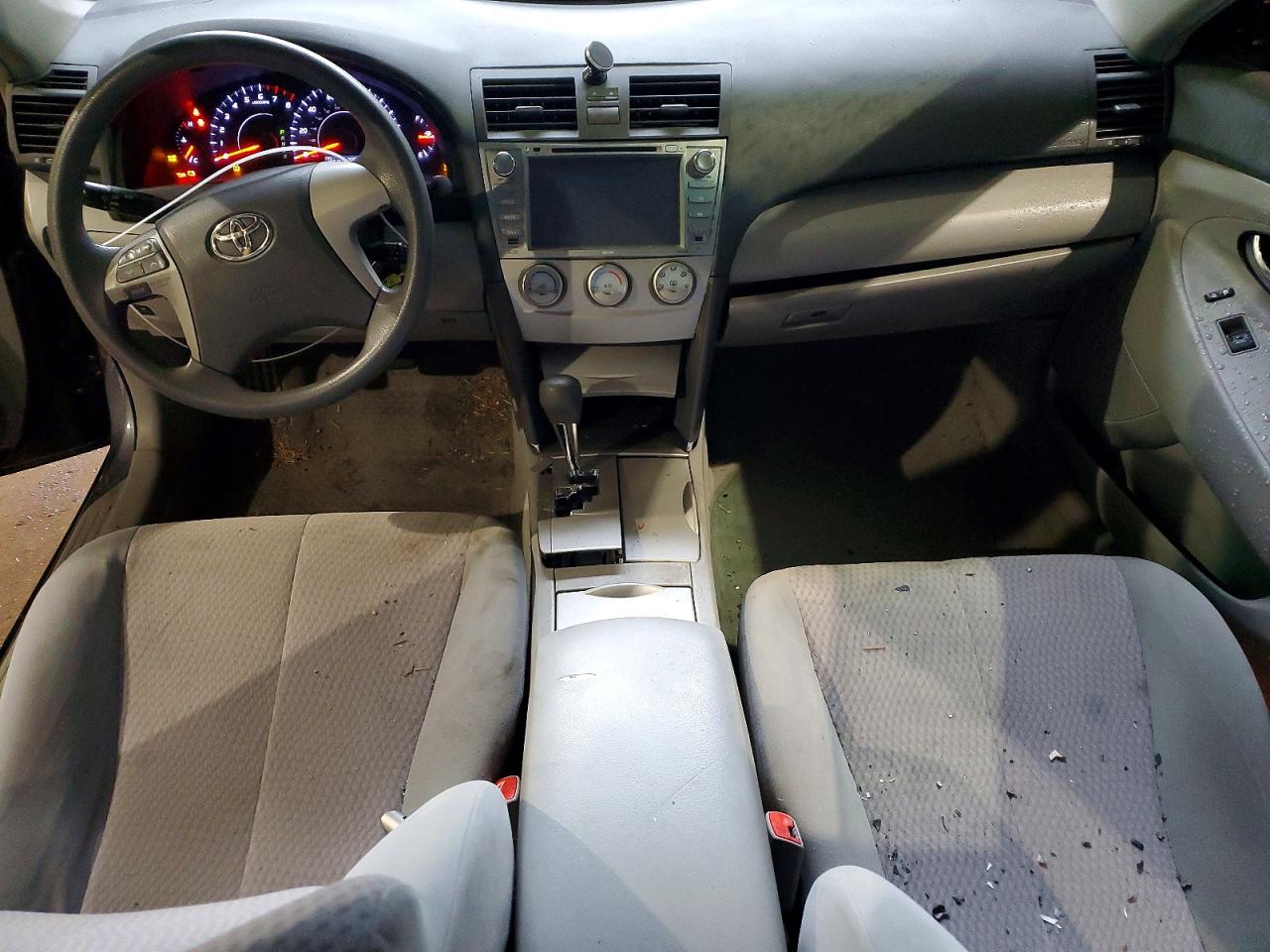 2011 TOYOTA CAMRY
