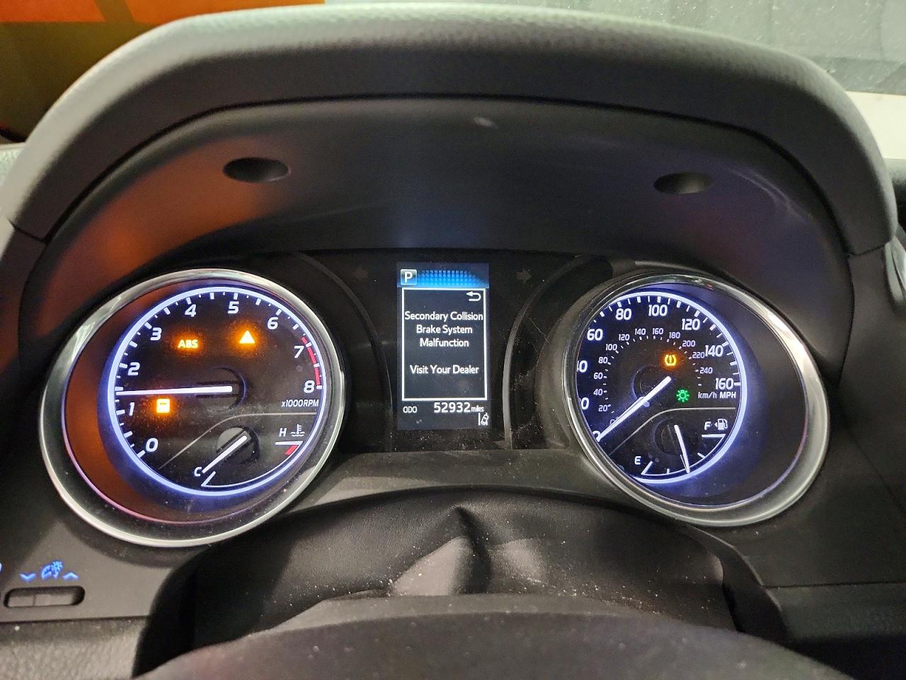 2019 TOYOTA CAMRY
