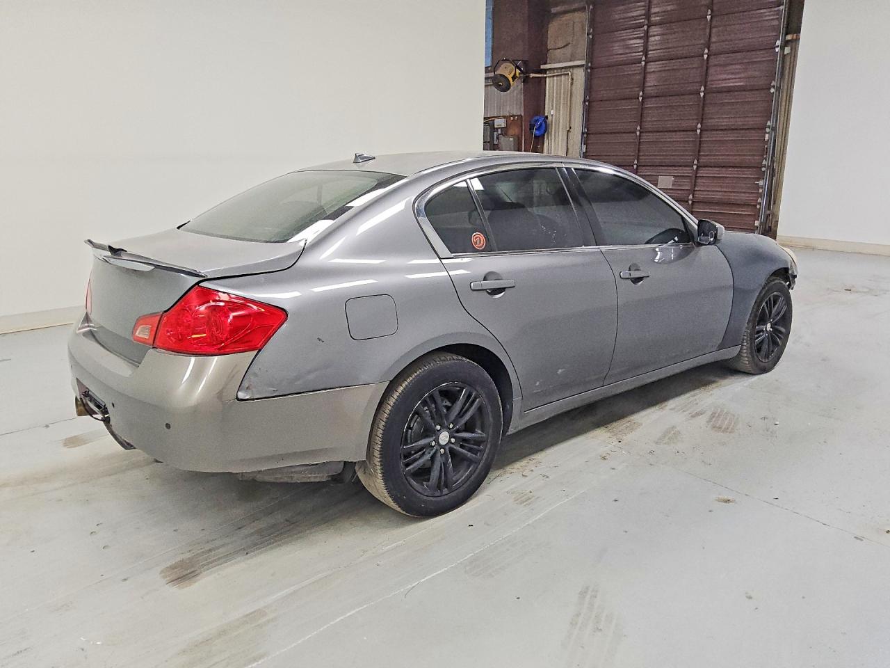 2012 INFINITI G37