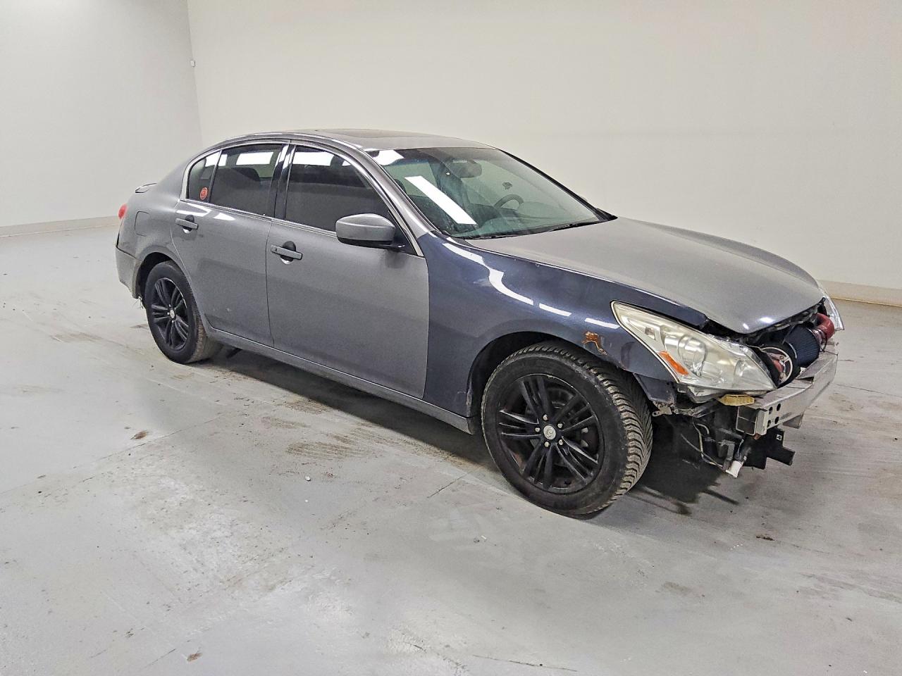 2012 INFINITI G37