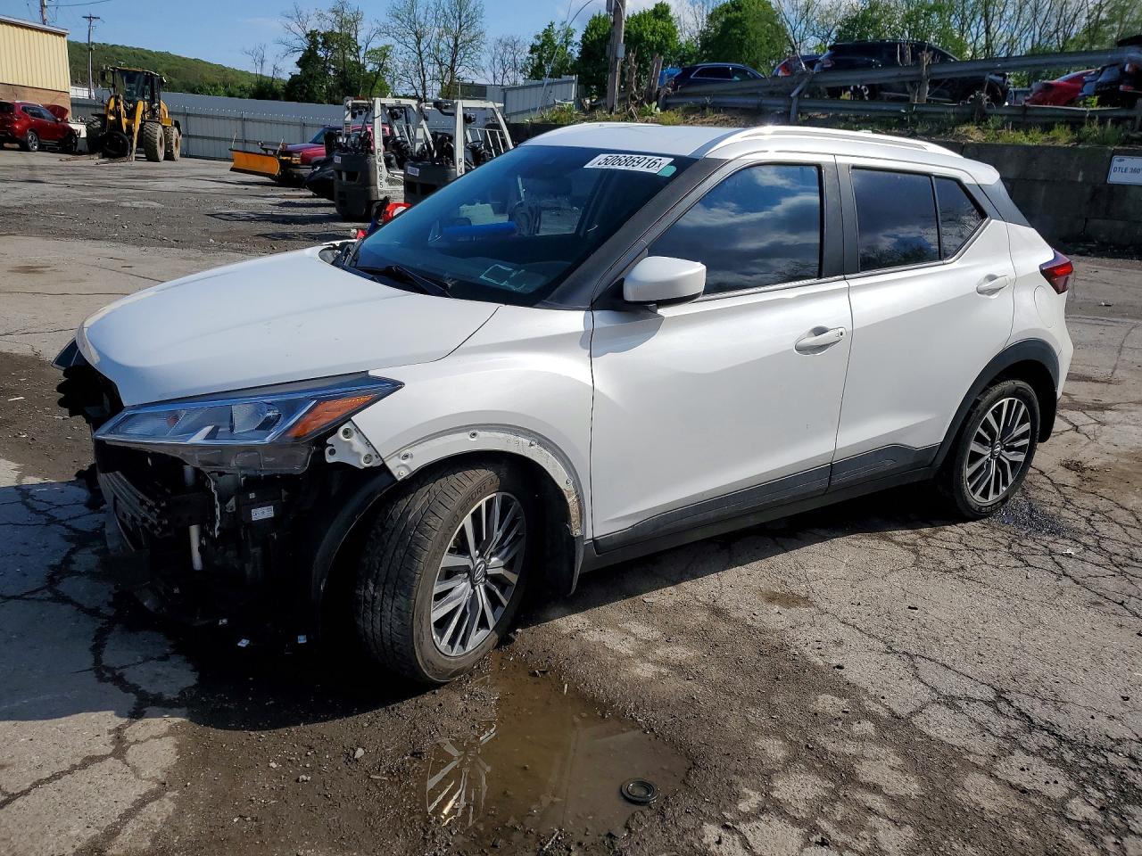 2021 NISSAN KICKS