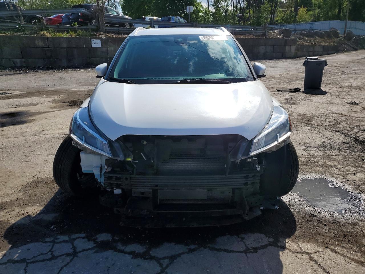 2021 NISSAN KICKS