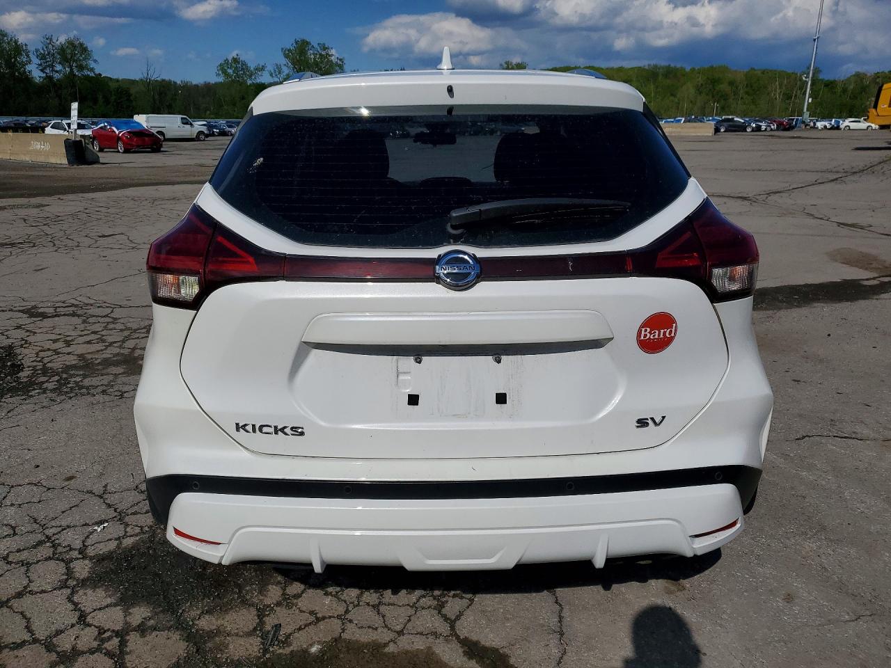2021 NISSAN KICKS