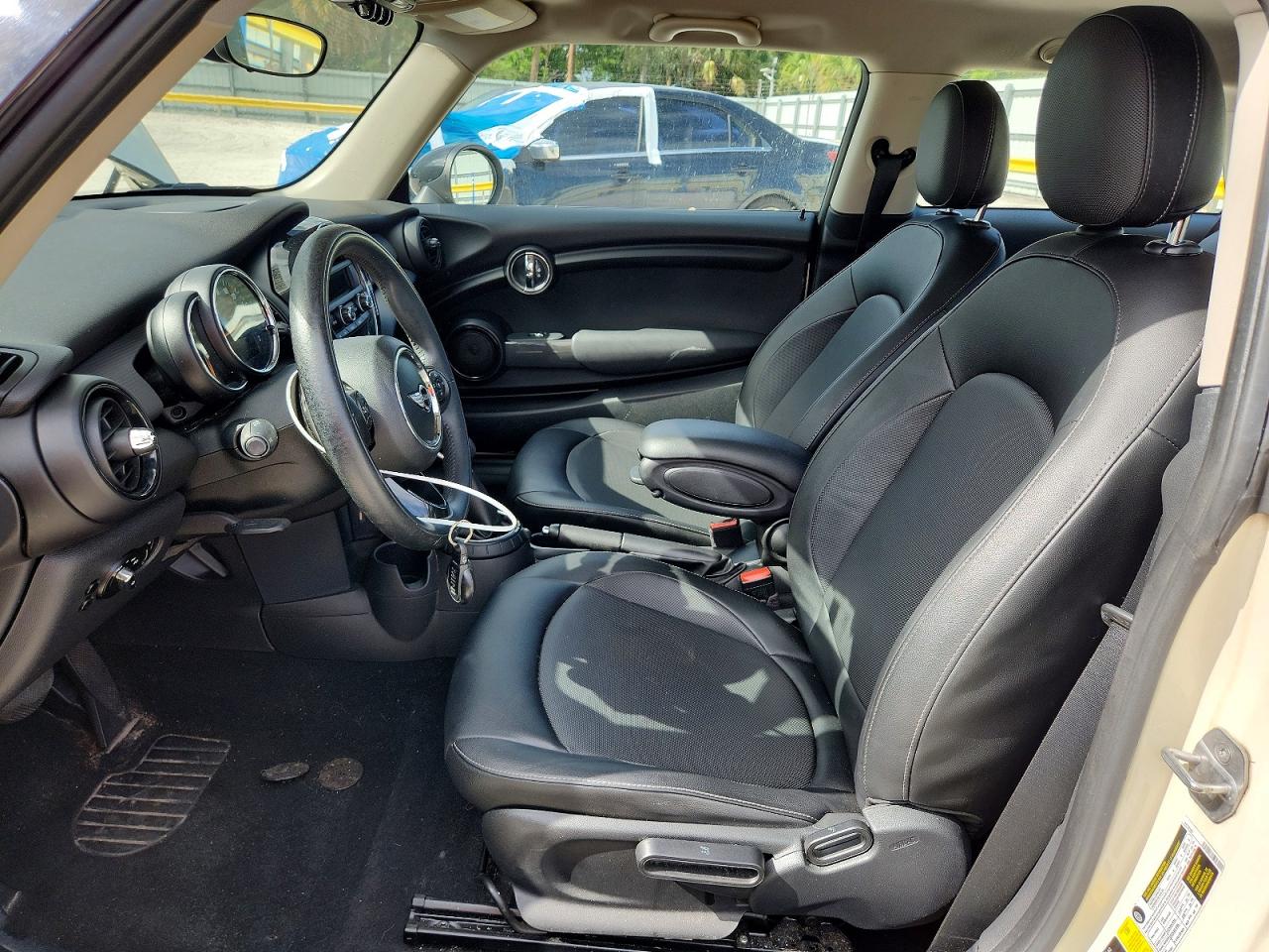 2016 MINI COOPER