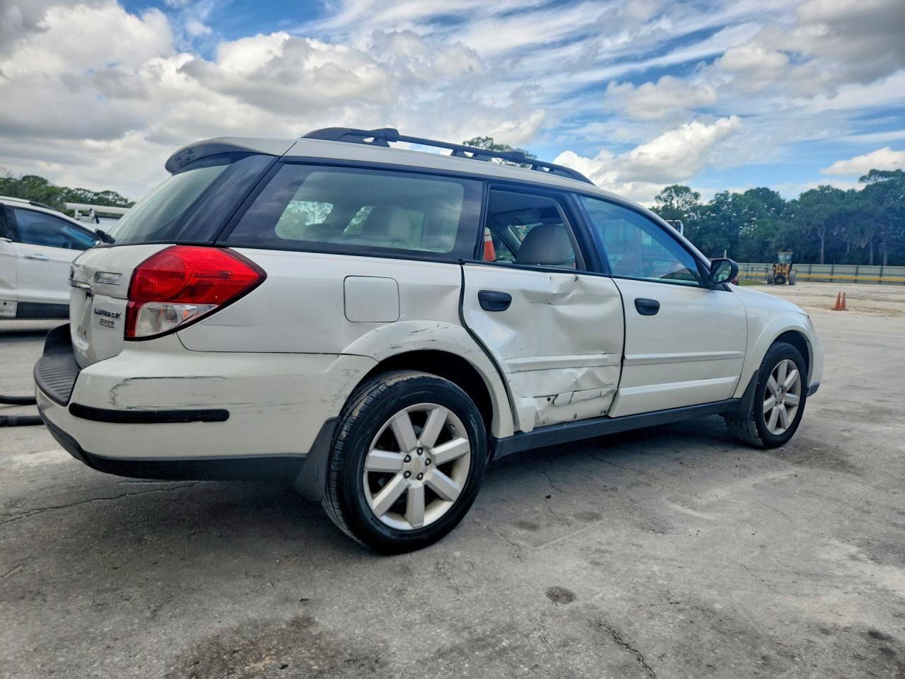 2008 SUBARU OUTBACK
