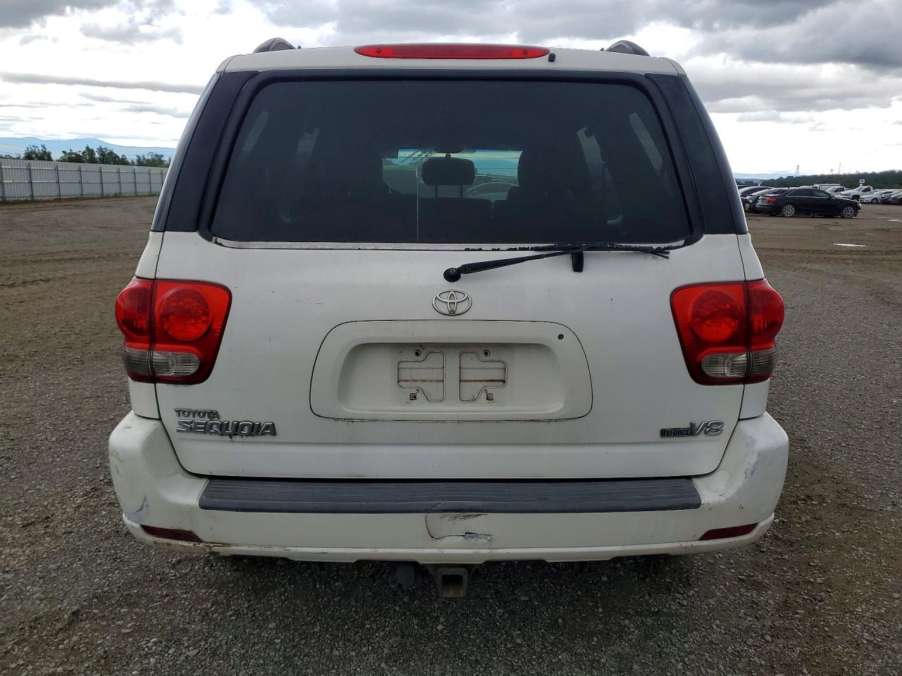 2005 TOYOTA SEQUOIA
