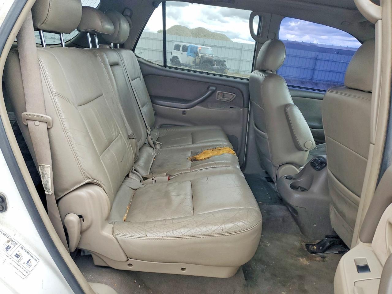 2005 TOYOTA SEQUOIA
