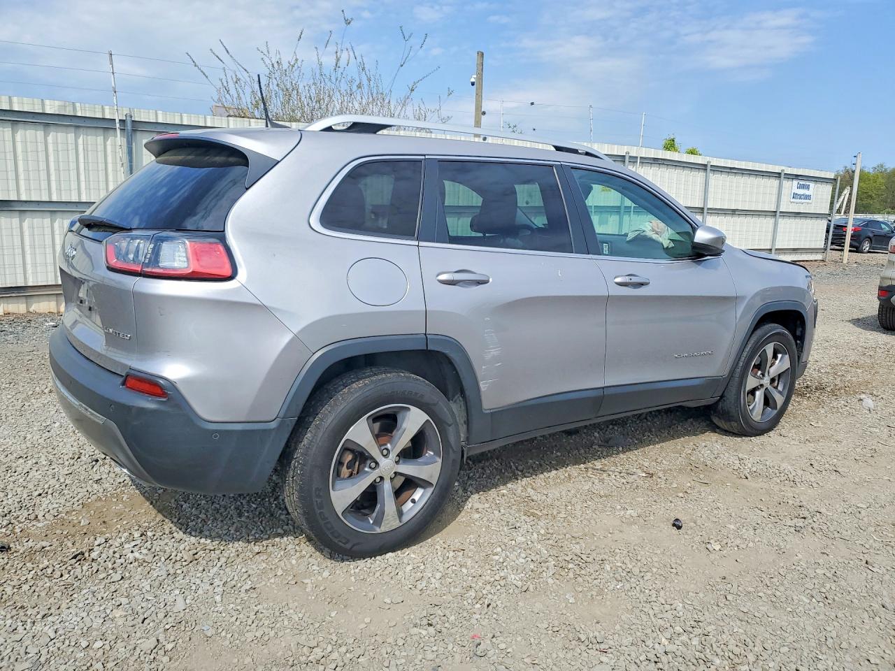 2019 JEEP CHEROKEE