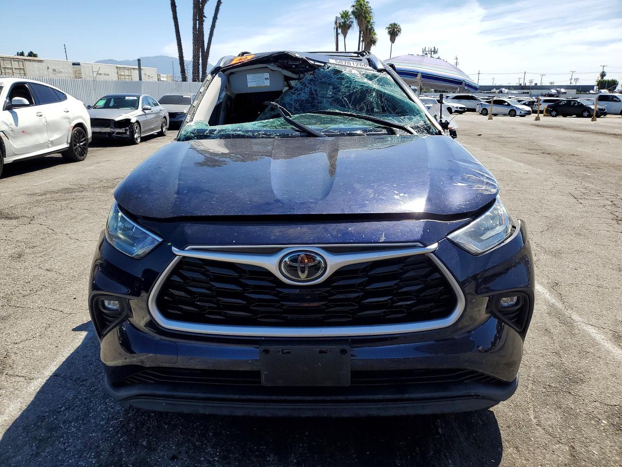2020 TOYOTA HIGHLANDER
