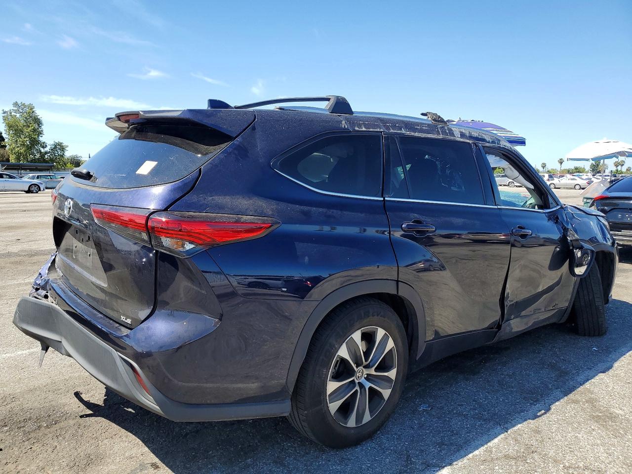 2020 TOYOTA HIGHLANDER