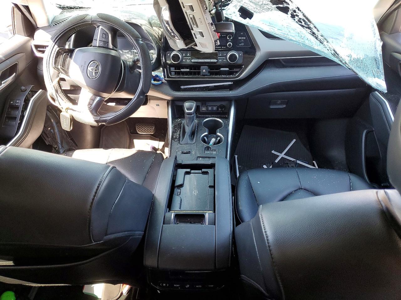 2020 TOYOTA HIGHLANDER