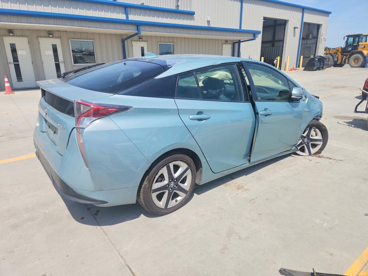 2017 TOYOTA PRIUS THRE